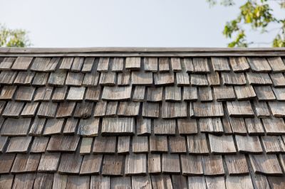 Benefits Of Wood Shake Roof Installation For Natural Curb Appeal